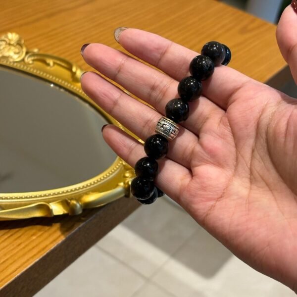 Guardian of Unity-Natural Silver Sheen Obsidian & Six-Syllable Mantra Couple Bracelets - 图片 2