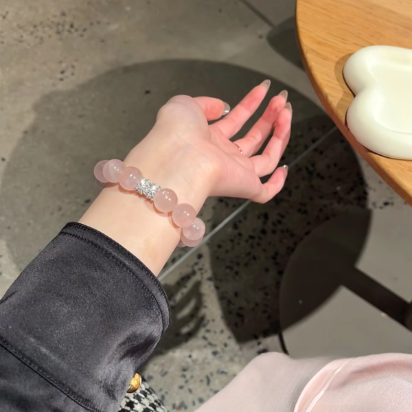 Blossom Charm-Natural Rose Quartz Bracelet for Love & Friendship - 图片 4